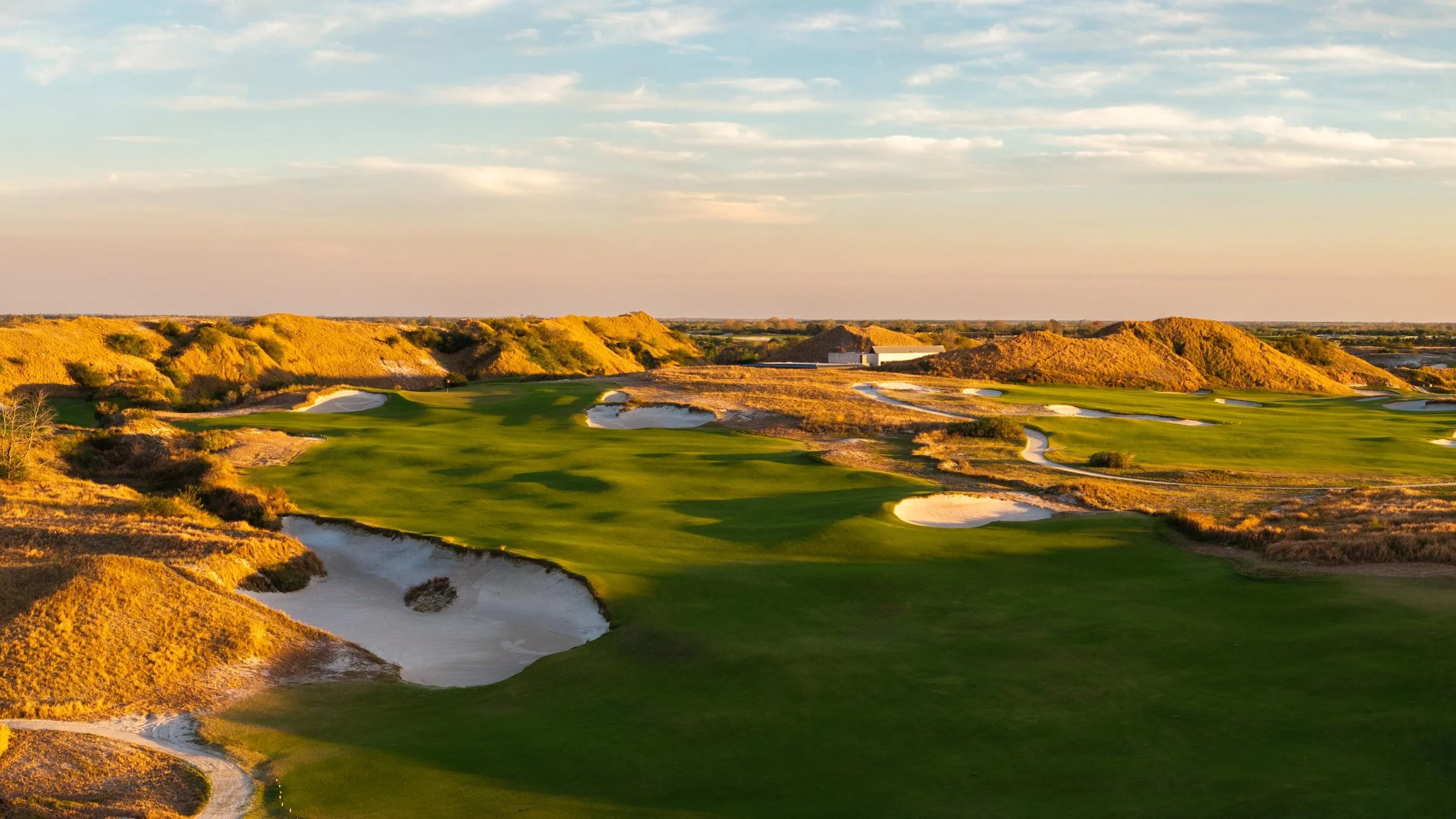 Streamsong green